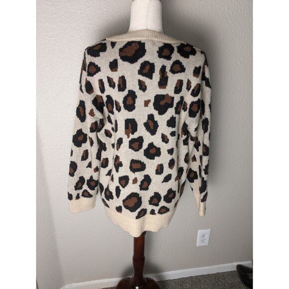 #23 Emma's Expressions Sweater Leopard Print - Picture 2 of 3